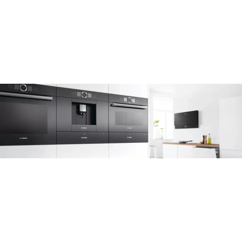 Духовой шкаф Bosch HMG8764C7
