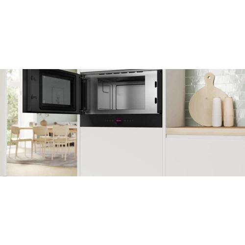 Встраиваемая микроволновая печь Bosch BFL9221B1